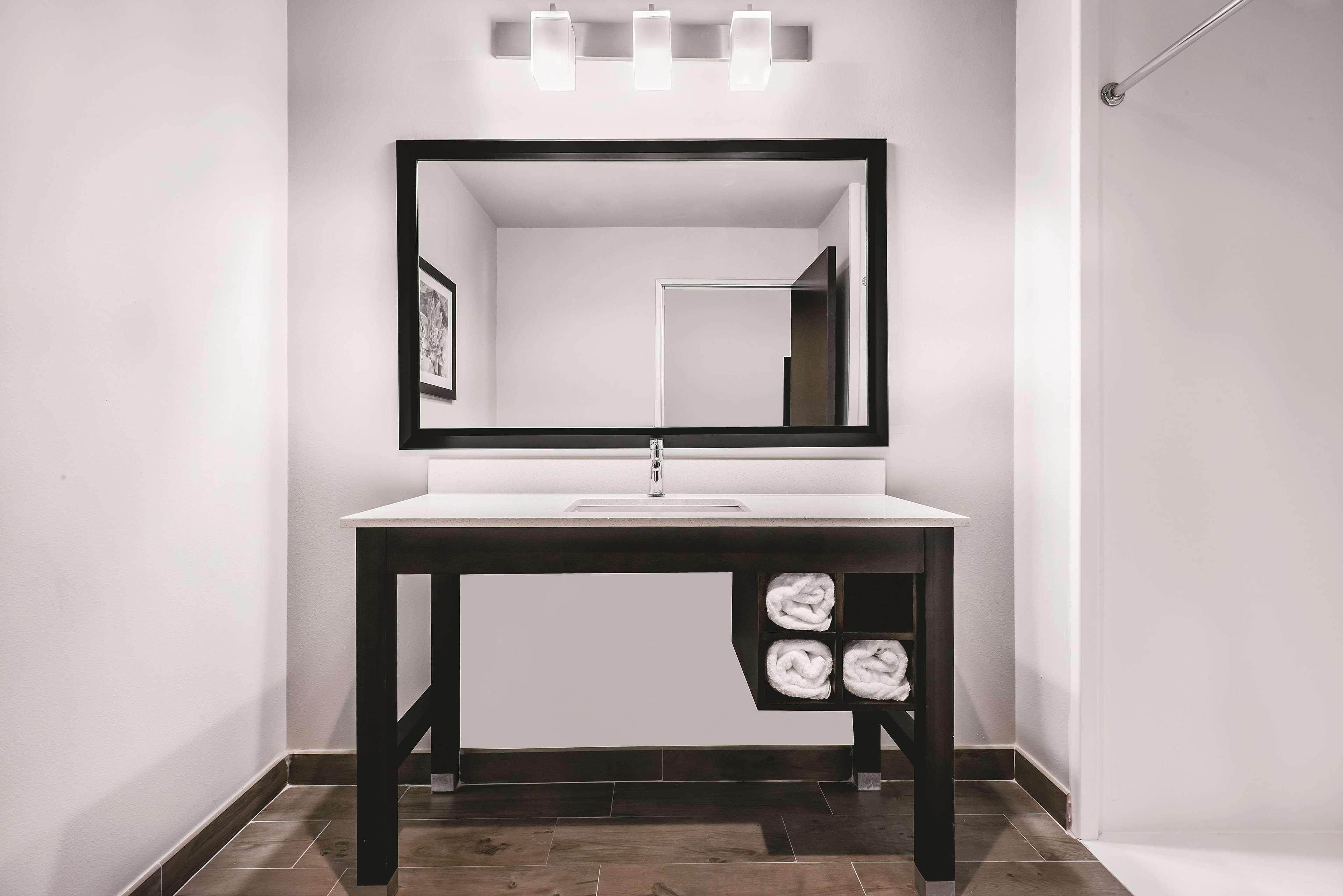 La Quinta By Wyndham Mcallen Convention Center Buitenkant foto