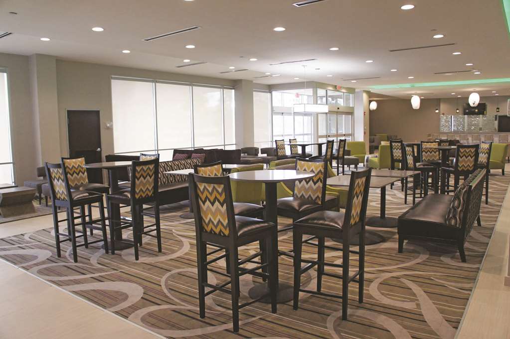 La Quinta By Wyndham Mcallen Convention Center Faciliteiten foto